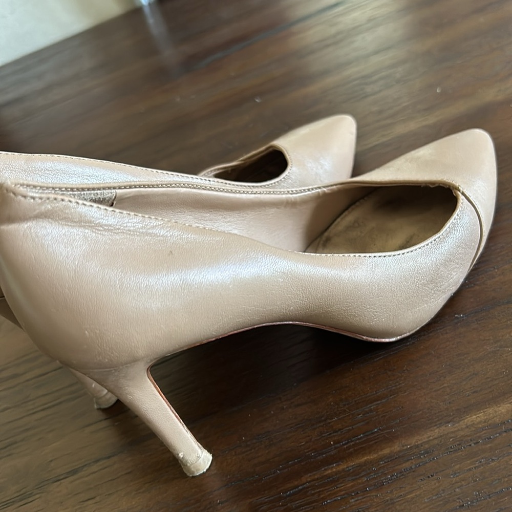 Antonio Melani pumps